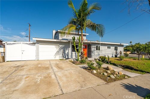 1425 E Vermont Ave, Anaheim, CA, 92805-5626 | Card Image