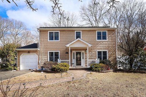 58 Sampson Ave, Islandia, NY, 11749-6142 | Card Image