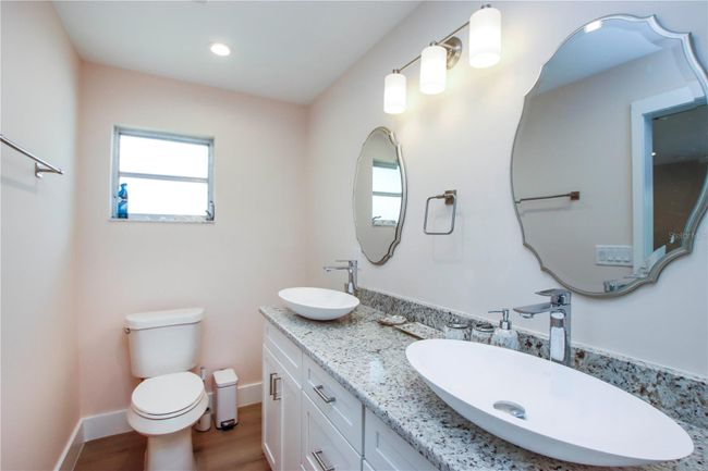 1057 Blue Heron Dr, House other with 2 bedrooms, 3 bathrooms and null parking in Sanibel FL | Image 23