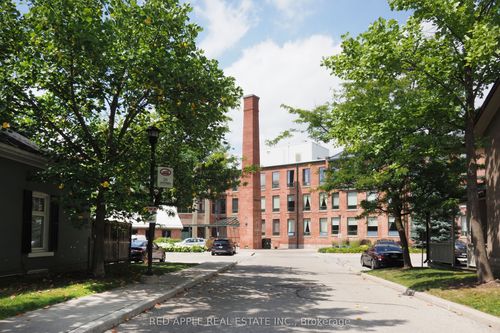 121-26 Ontario St, Guelph, ON, N1E7K1 | Card Image