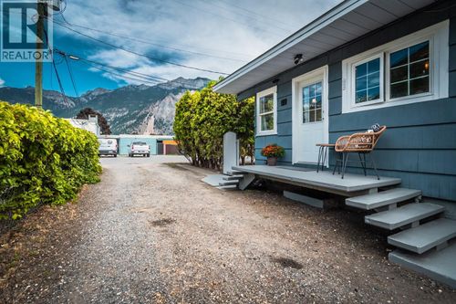 71 5th Ave, Lillooet, BC, V0K1H1 | Card Image