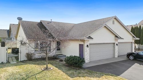 72 Meadowlark Dr, HUDSON, WI, 54016-7798 | Card Image