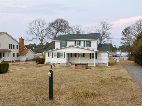 8407 Oyster Cove Road, Hayes, VA, 23072 | Card Image