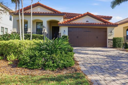 5423 Title Row Dr, BRADENTON, FL, 34210-4068 | Card Image