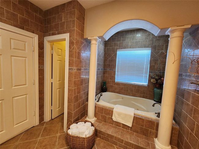 231 Key Largo Loop, House other with 3 bedrooms, 3 bathrooms and null parking in Pointblank TX | Image 24