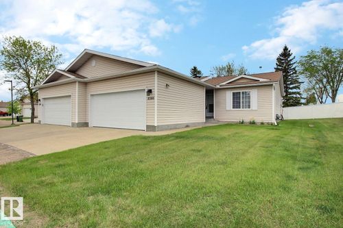 8146 27 Ave Nw, Edmonton, AB, T6K4C9 | Card Image