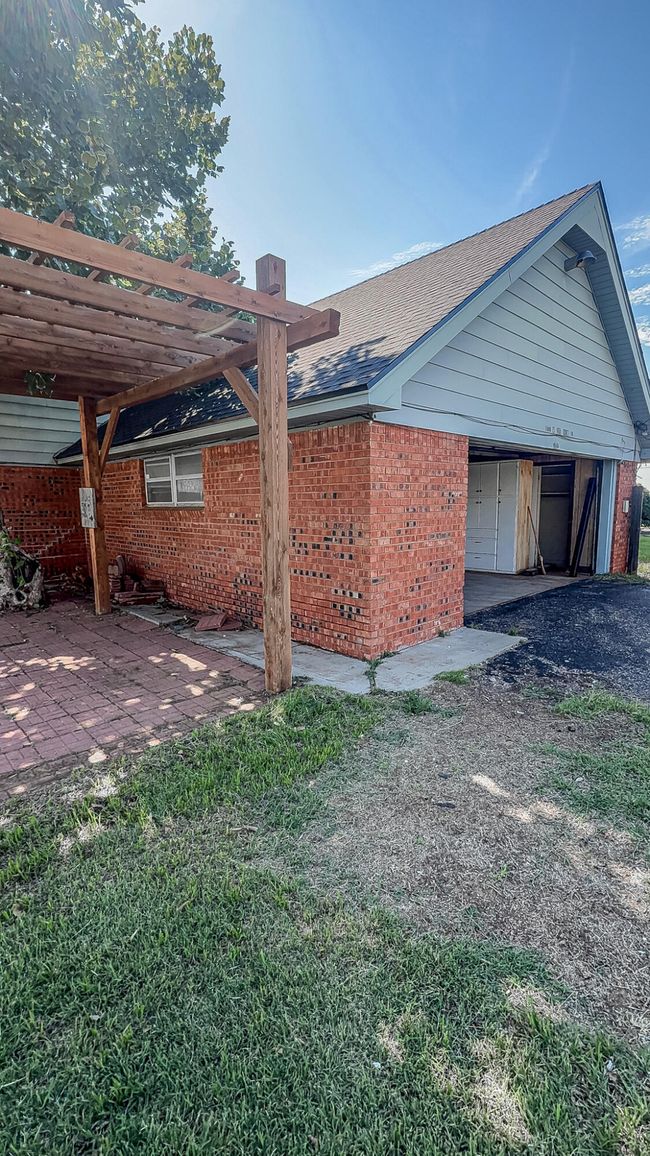 1690 W Us Highway 70, House other with 4 bedrooms, 5 bathrooms and null parking in Plainview TX | Image 55