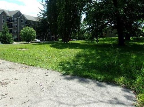 Unit 11 Waite Lane, Platteville, WI, 53818 | Card Image