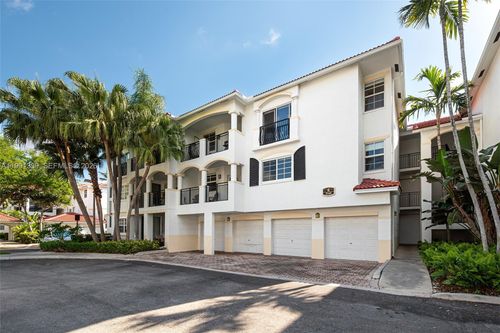 6204-3165 Ne 184th St, Aventura, FL, 33160-2469 | Card Image