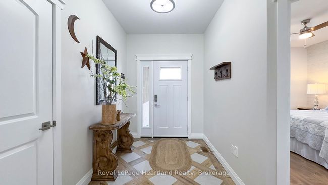 85049 Michelle St, House other with 2 bedrooms, 2 bathrooms and 4 parking in Goderich ON | Image 5