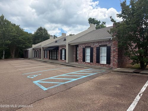 529 S Pear Orchard Road, Ridgeland, MS, 39157 | Card Image