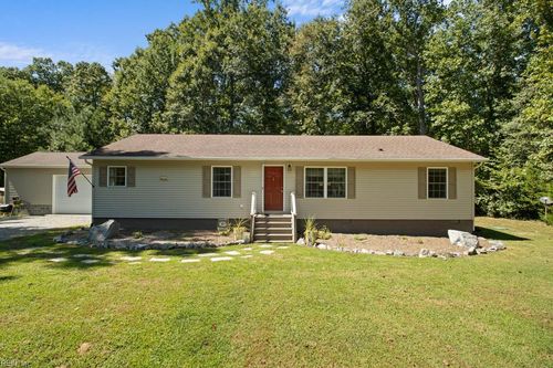 320 Grand Villa Dr, Weems, VA, 22576-2512 | Card Image