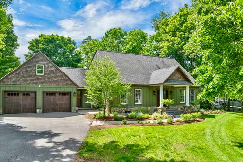17 Bentley Road, Moultonborough, NH, 03254 | Card Image