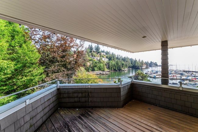 5741 Seaview Road, House other with 4 bedrooms, 5 bathrooms and 6 parking in West Vancouver BC | Image 17