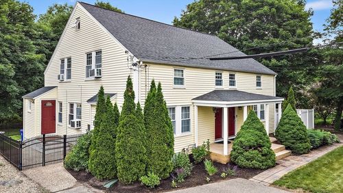 10-10 Carlisle Rd, Bedford, MA, 01730-1568 | Card Image