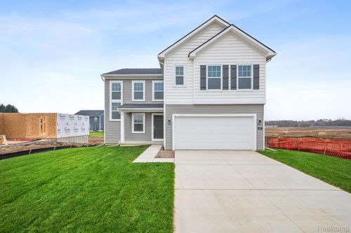 657 Swift Creek Dr, Chelsea, MI, 48118-1596 | Card Image