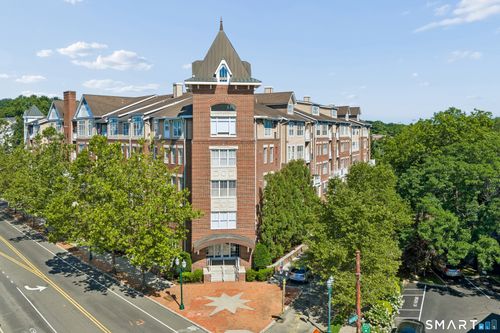 413-35 W Broad St, Stamford, CT, 06902-3789 | Card Image