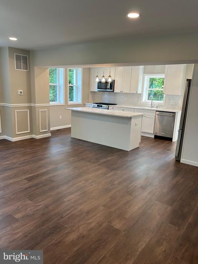 10 Delaware Ave, House other with 4 bedrooms, 2 bathrooms and null parking in HAINESPORT NJ | Image 6