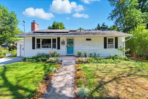 219 Pleasant Ave, Burlington, VT, 05408-5707 | Card Image