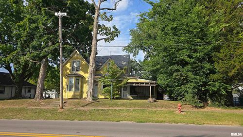 215 W Vienna St, Anna, IL, 62906-1022 | Card Image