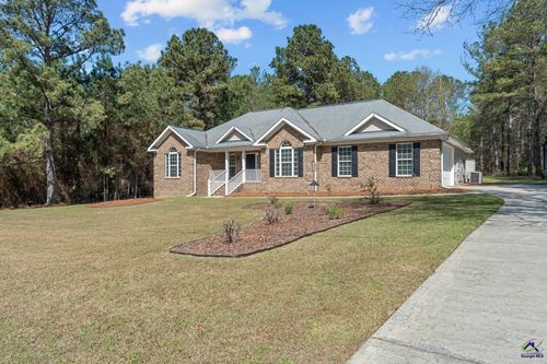 205 Welsh Trl, Macon, GA, 31216-5935 | Card Image