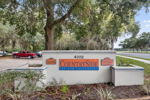 1-101-4000 23rd St, GAINESVILLE, FL, 32608-7332 | Card Image