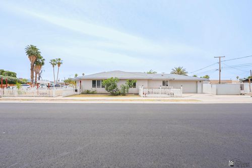 605 W 20th St, Yuma, AZ, 85364-5533 | Card Image