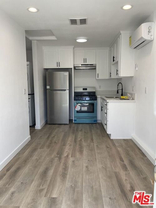 12-6627 Kraft Ave, North Hollywood, CA, 91606-1873 | Card Image