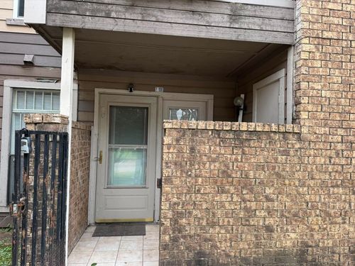 e108-9809 Walnut Street, Dallas, TX, 75243 | Card Image
