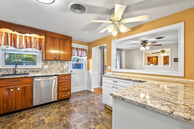 24 Glen Dr, House other with 3 bedrooms, 3 bathrooms and null parking in Nashua NH | Image 13