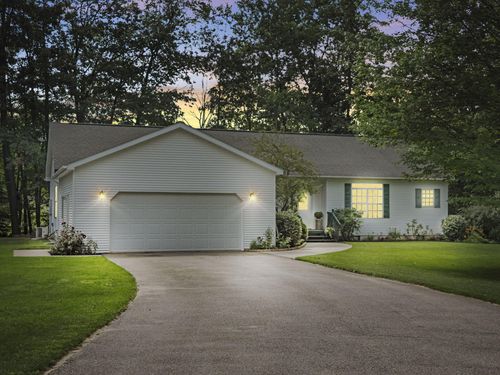 161 E Sauble Dr, Free Soil, MI, 49411-9124 | Card Image