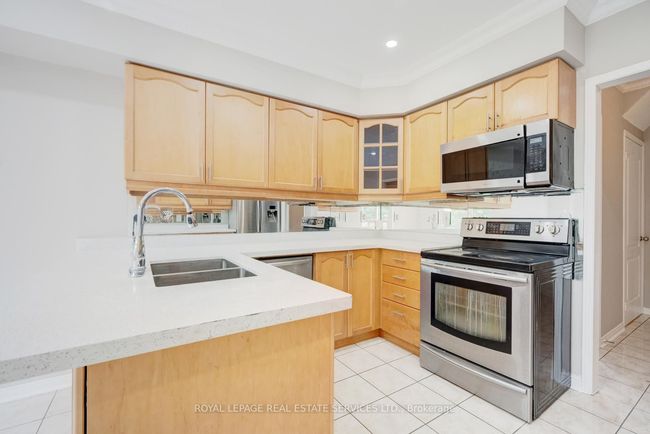 9 Oxtail Lane, House other with 5 bedrooms, 5 bathrooms and 4 parking in Brampton ON | Image 42