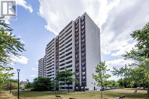 804-301 Prudential Dr, Scarborough, ON, M1P4V3 | Card Image