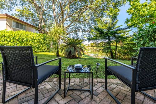 17-8945 Nw 38th Dr, Coral Springs, FL, 33065-4472 | Card Image