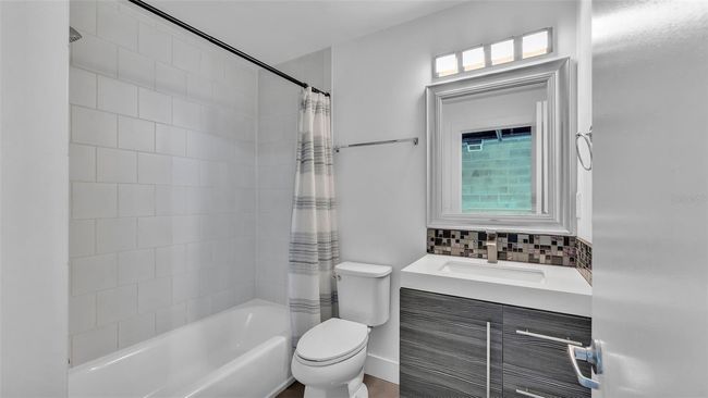APT-12 - 5008 S Macdill Ave, Condo with 2 bedrooms, 3 bathrooms and null parking in TAMPA FL | Image 28
