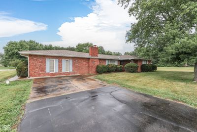 3020 N County Road 800 E, House other with 3 bedrooms, 2 bathrooms and null parking in Brownsburg IN | Image 3