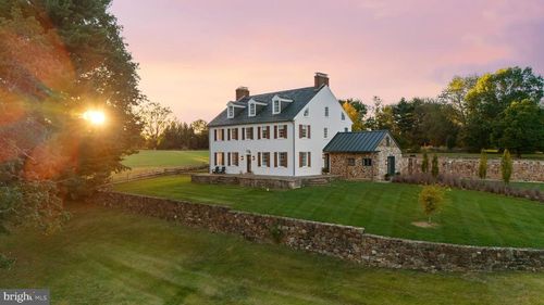 864 Grubbs Mill Rd, NEWTOWN SQUARE, PA, 19073-1210 | Card Image