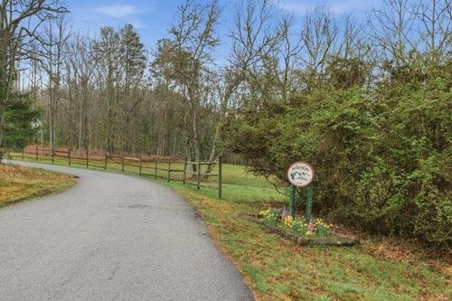 318 Wilmot Fabus Mountain Rd, Blairsville, GA, 30512-1164 | Card Image