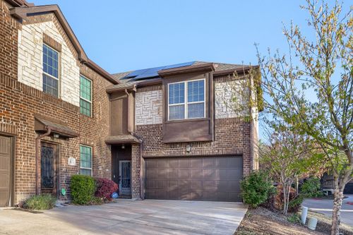 5035 Venecia Way, Grand Prairie, TX, 75052-0932 | Card Image