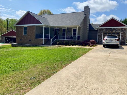 210 Twin Lakes Dr, Anderson, SC, 29621-1223 | Card Image