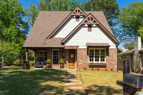 2917 Leland Rd, HOMEWOOD, AL, 35209-2327 | Card Image