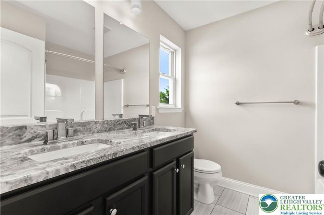 721 7 Th St, House other with 3 bedrooms, 3 bathrooms and null parking in Whitehall PA | Image 26