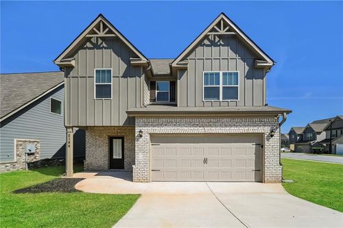 2194 Bridgewater Pass, Hampton, GA, 30228-3660 | Card Image