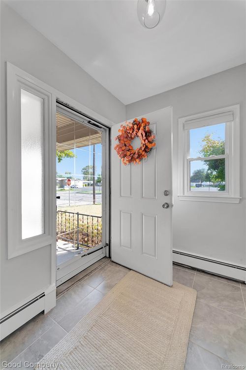 202 S Campbell Rd, Royal Oak, MI, 48067-3950 | Card Image