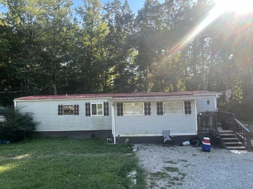 165 Helton Ln, Corbin, KY, 40701-7401 | Card Image