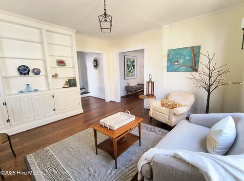 550 E Main St, Belhaven, NC, 27810-1521 | Card Image