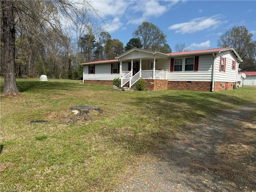 286 Myers Rd, Mocksville, NC, 27028-7727 | Card Image
