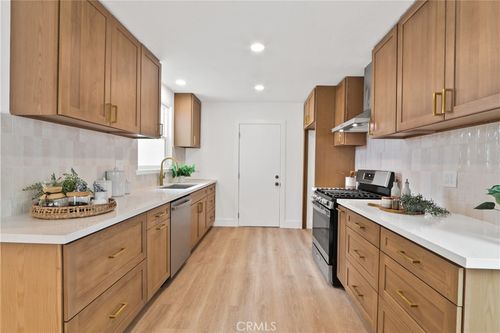 802 Bejay Pl, San Pedro, CA, 90731-1217 | Card Image