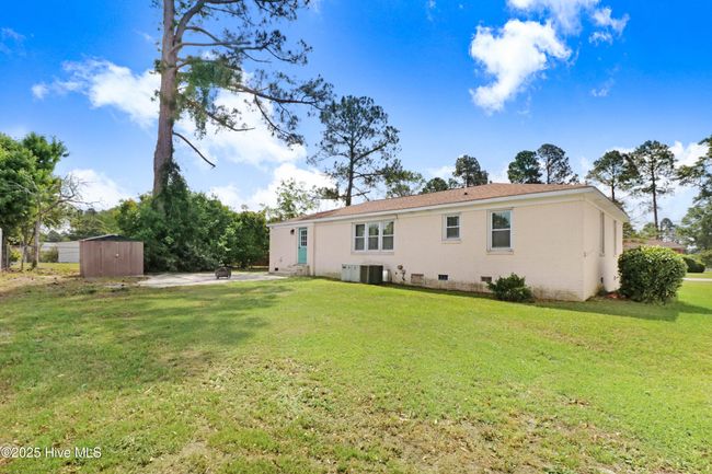 507 King Dr, House other with 3 bedrooms, 2 bathrooms and null parking in Goldsboro NC | Image 6