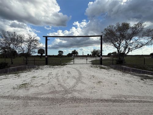 20216 Nw 242nd Street, Okeechobee, FL, 34972 | Card Image